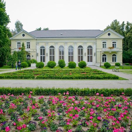 Edward Aparthotel Jelenia Gora Exterior photo
