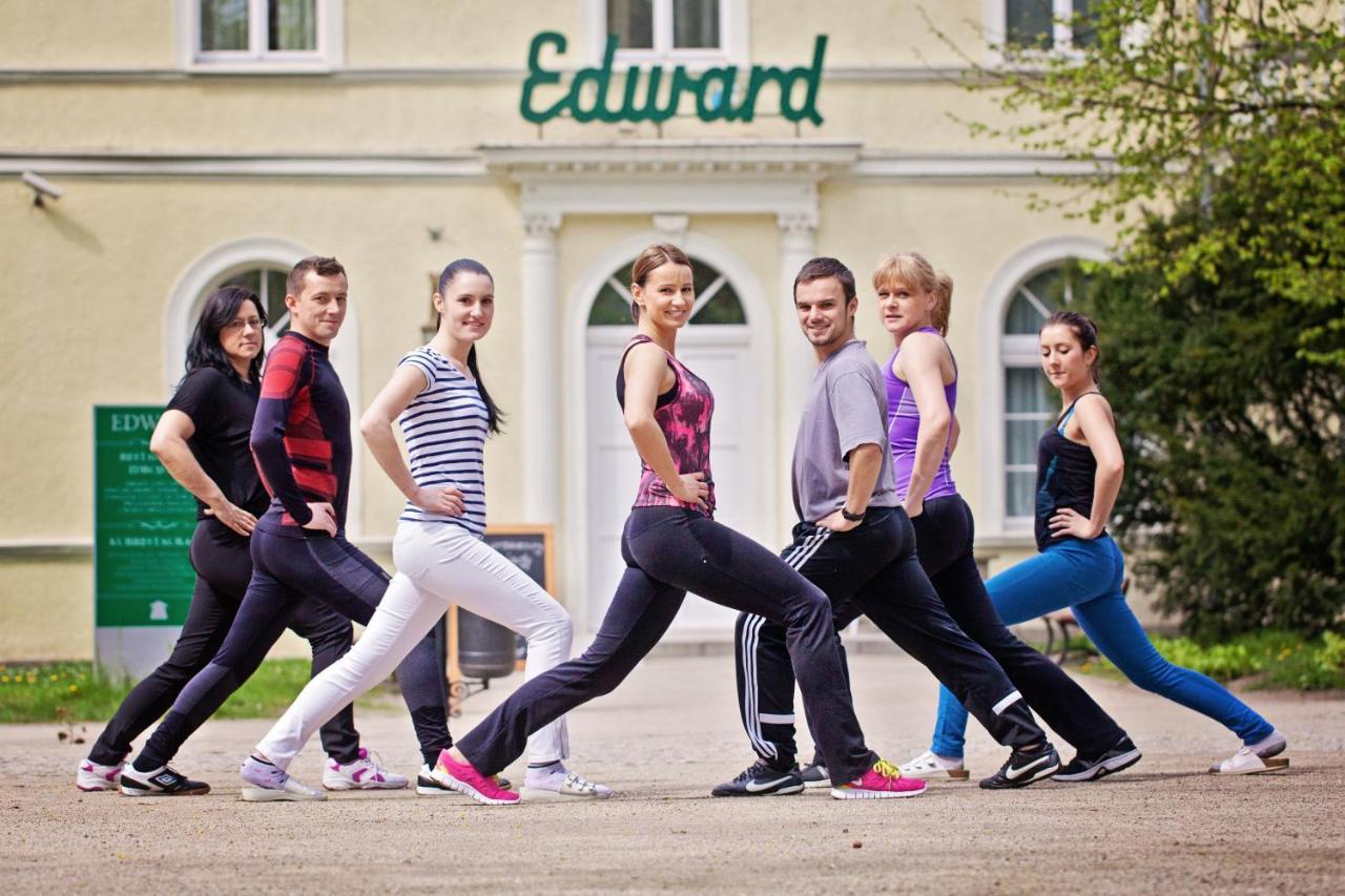 Edward Aparthotel Jelenia Gora Exterior photo